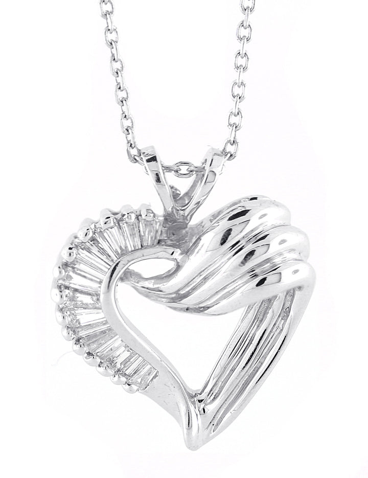 14kt White Gold Diamond Heart Pendant