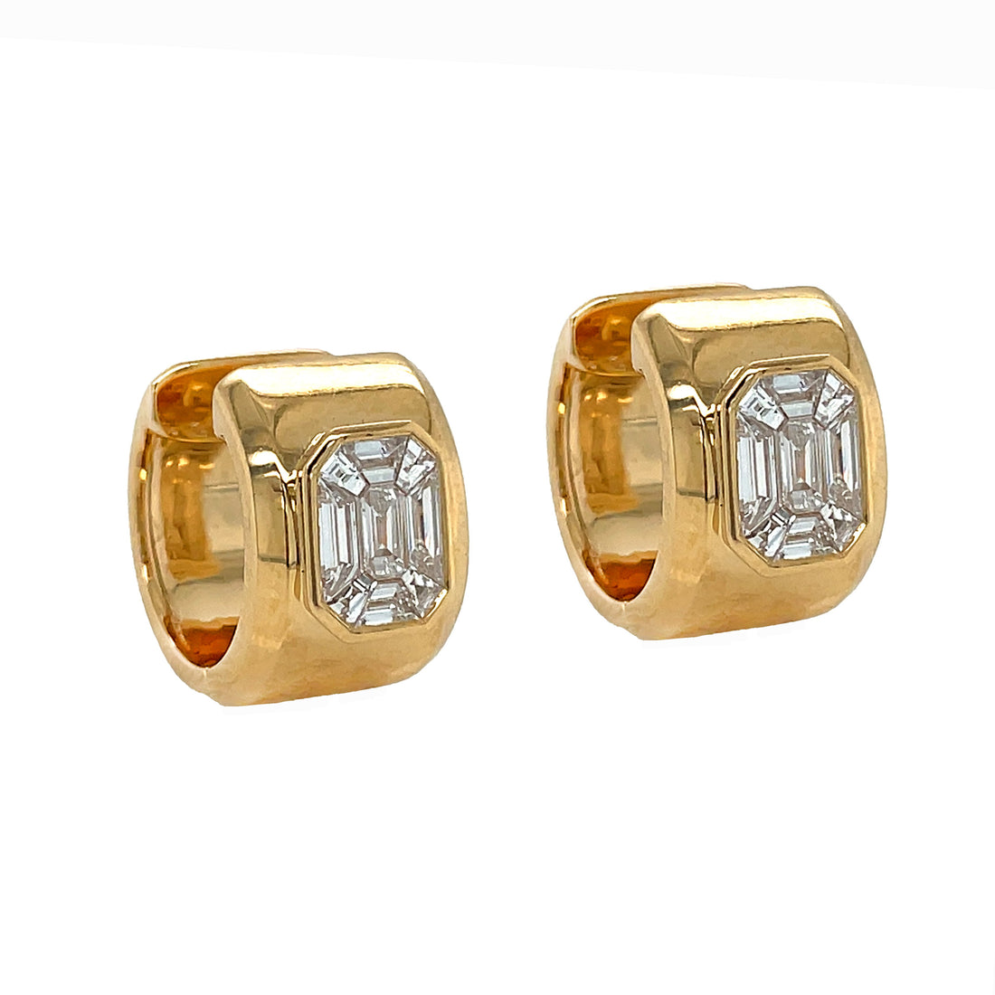 18Kt Yellow Gold Diamond Huggie Earrings