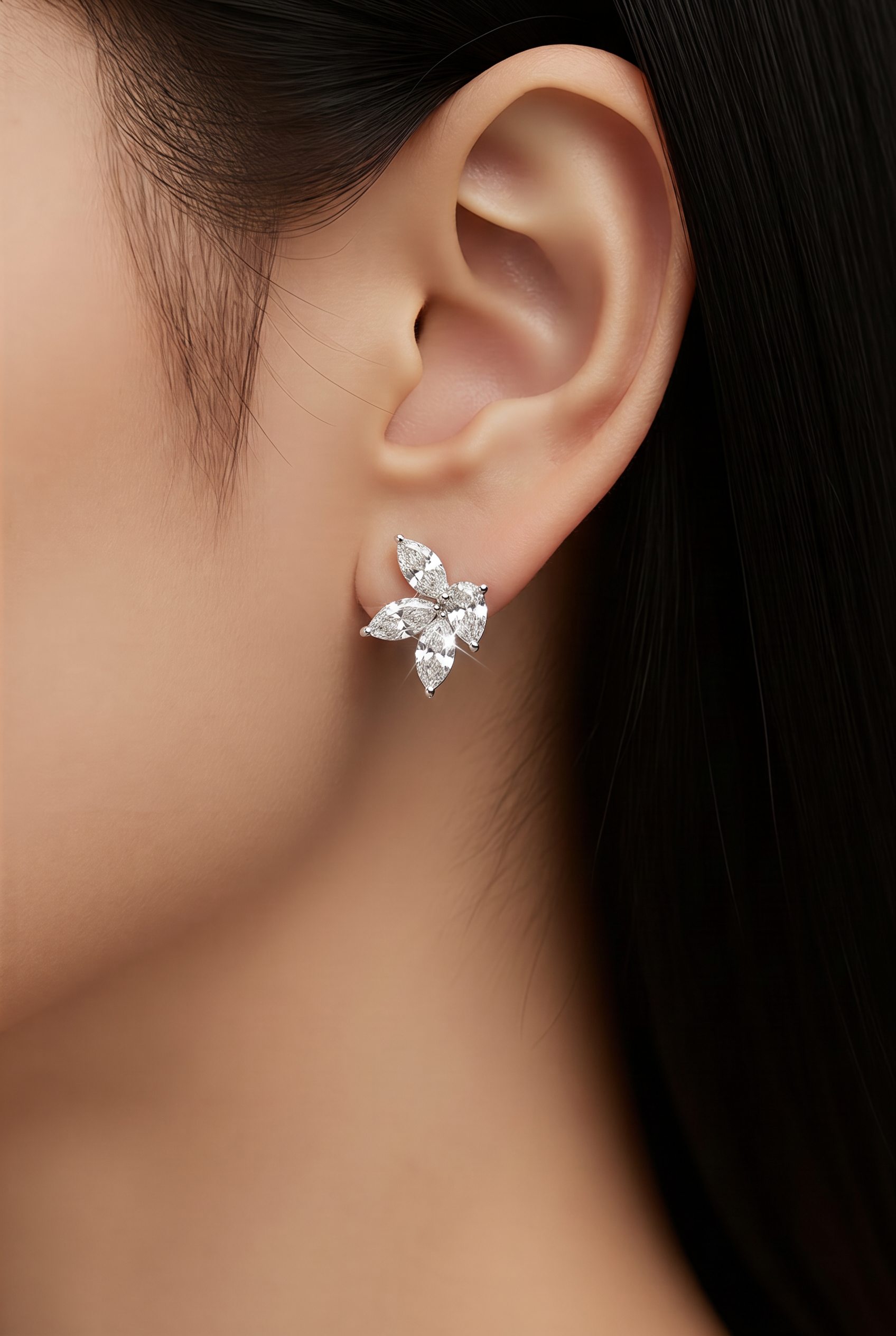 18kt White Gold Lab Diamond Earrings