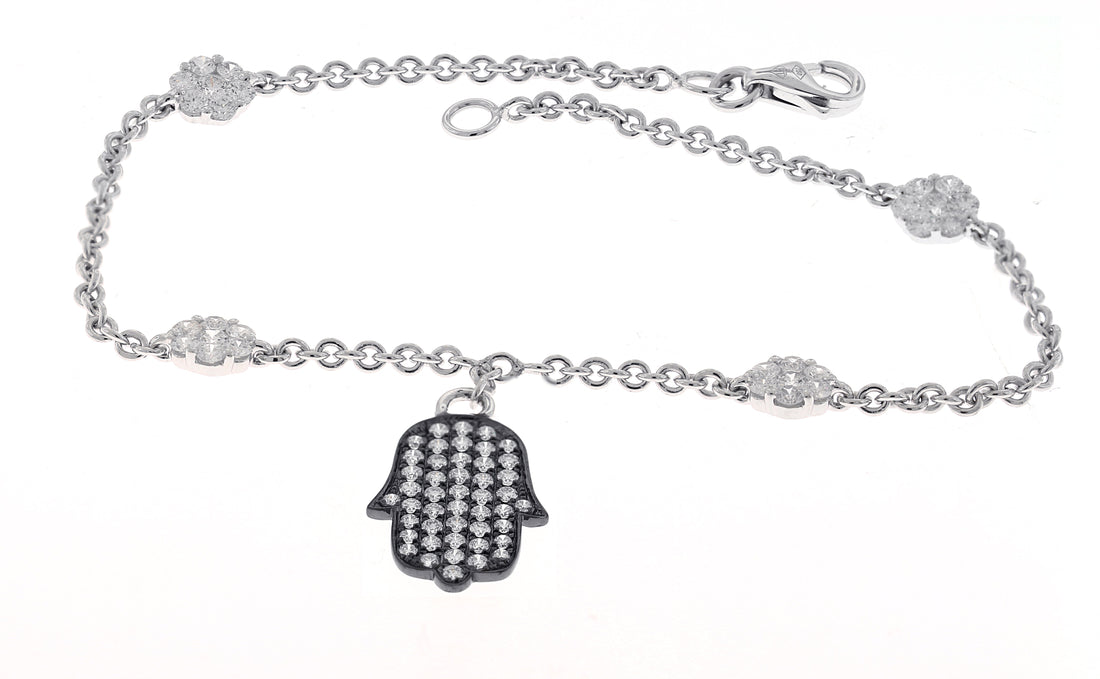 18kt White Gold Diamond Hamsa Bracelet