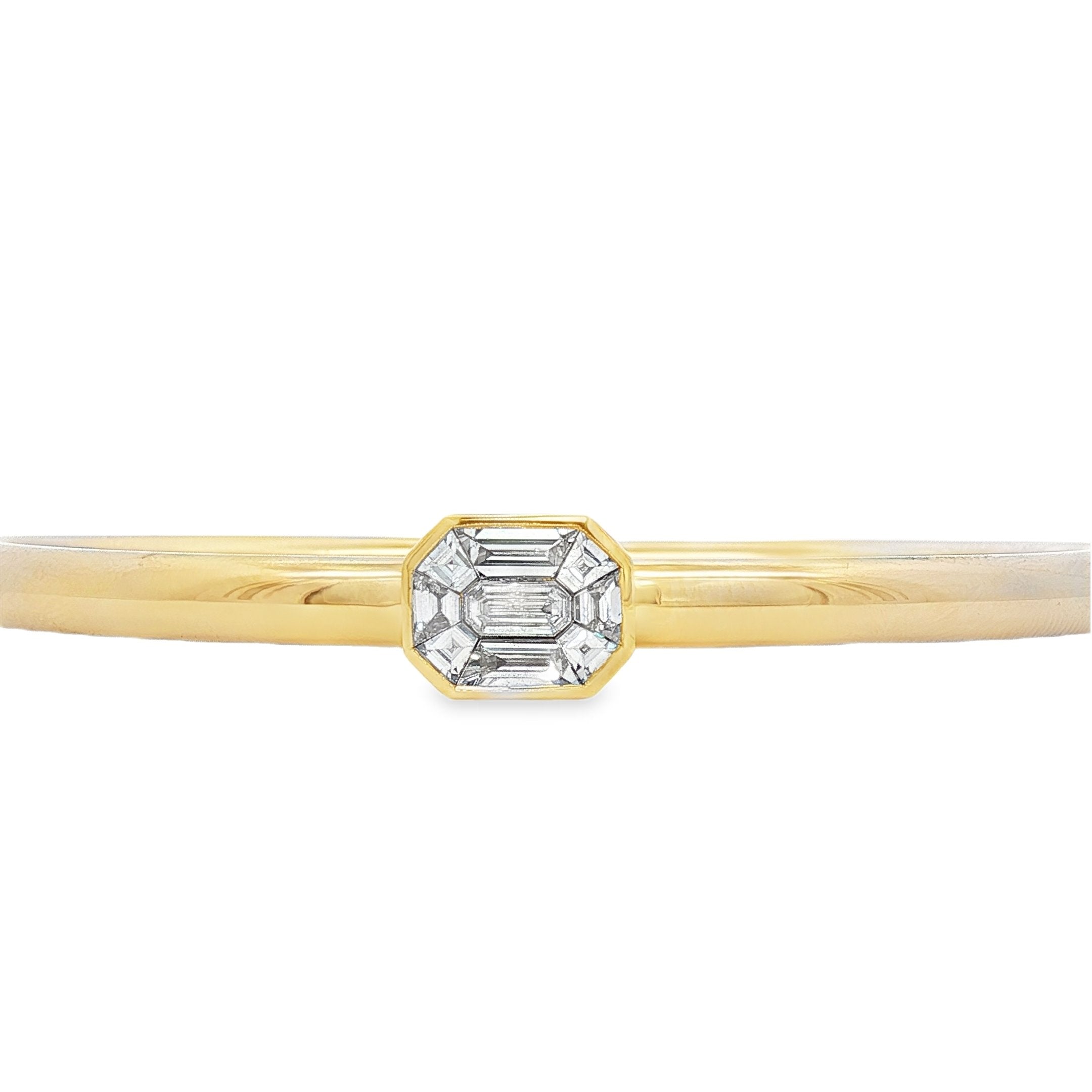 18kt Yellow Gold Diamond Bangle