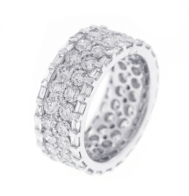 18kt White Gold Diamond Eternity Band