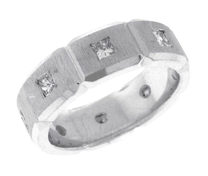 14kt White Gold Diamond Men`s Wedding Band
