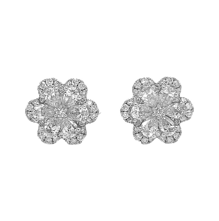 18kt White Gold Diamond Flower Earrings