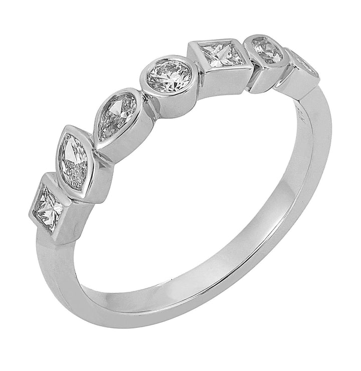 18kt White Gold Diamond Band