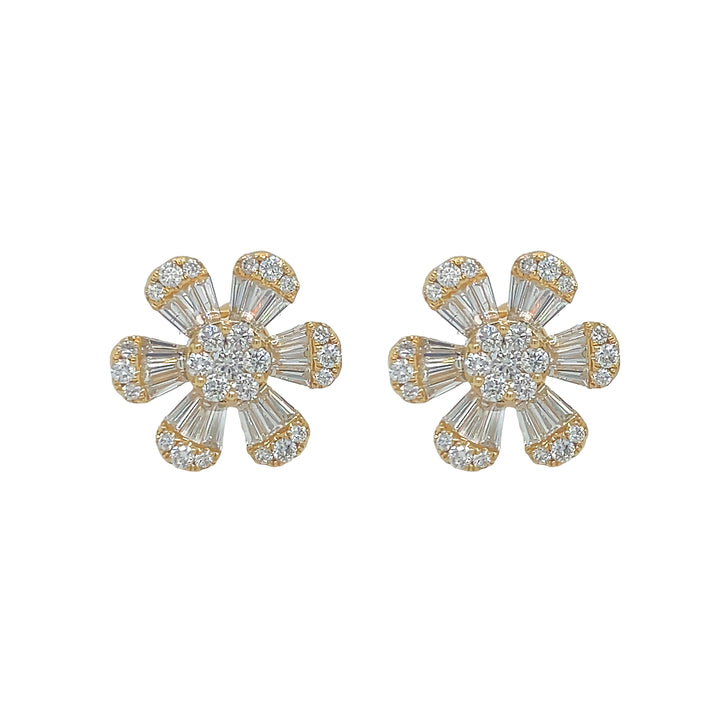 18kt Yellow Gold Diamond Flower Earrings