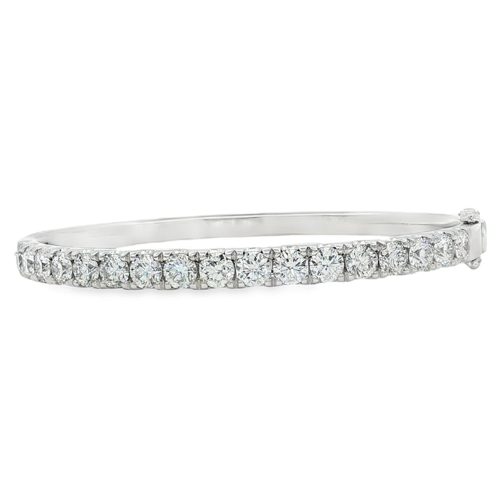 18kt White Gold Diamond Bangle