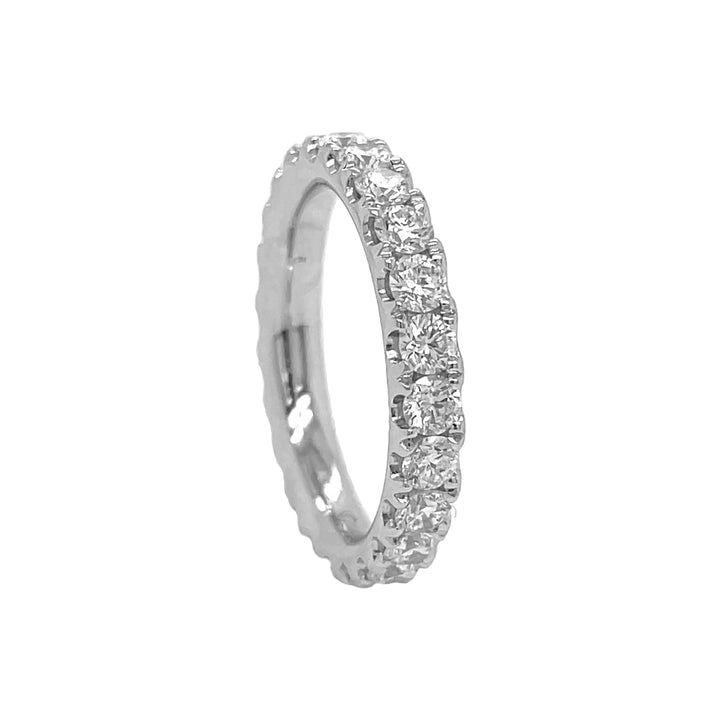 18kt White Gold Diamond Eternity Band