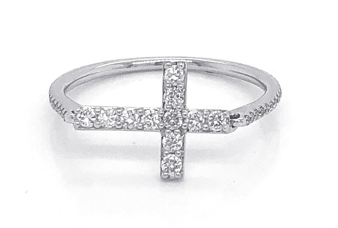 18kt White Gold Diamond Ring