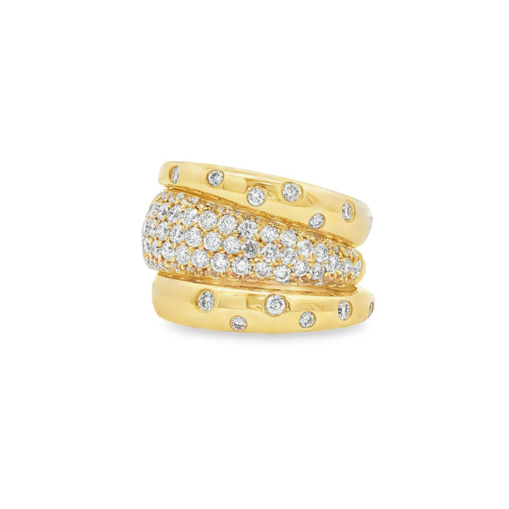 18kt Yellow Gold Diamond Ring