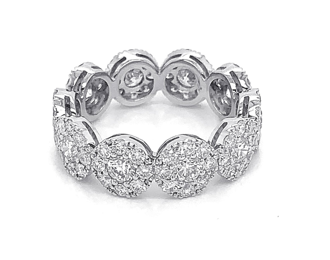 18kt White Gold Diamond Band