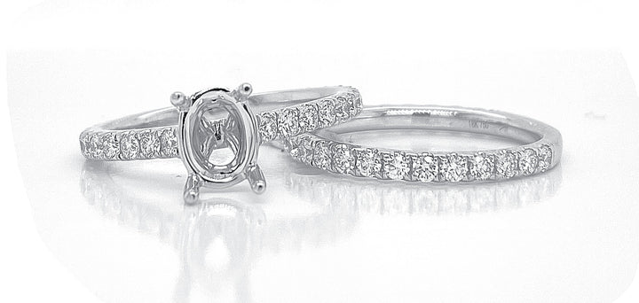 18kt White Gold Diamond Semi Mount With Matching Band