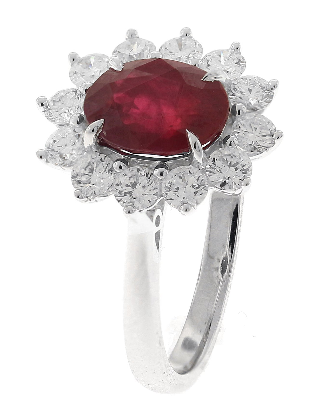18kt White Gold Diamond And Ruby Ring