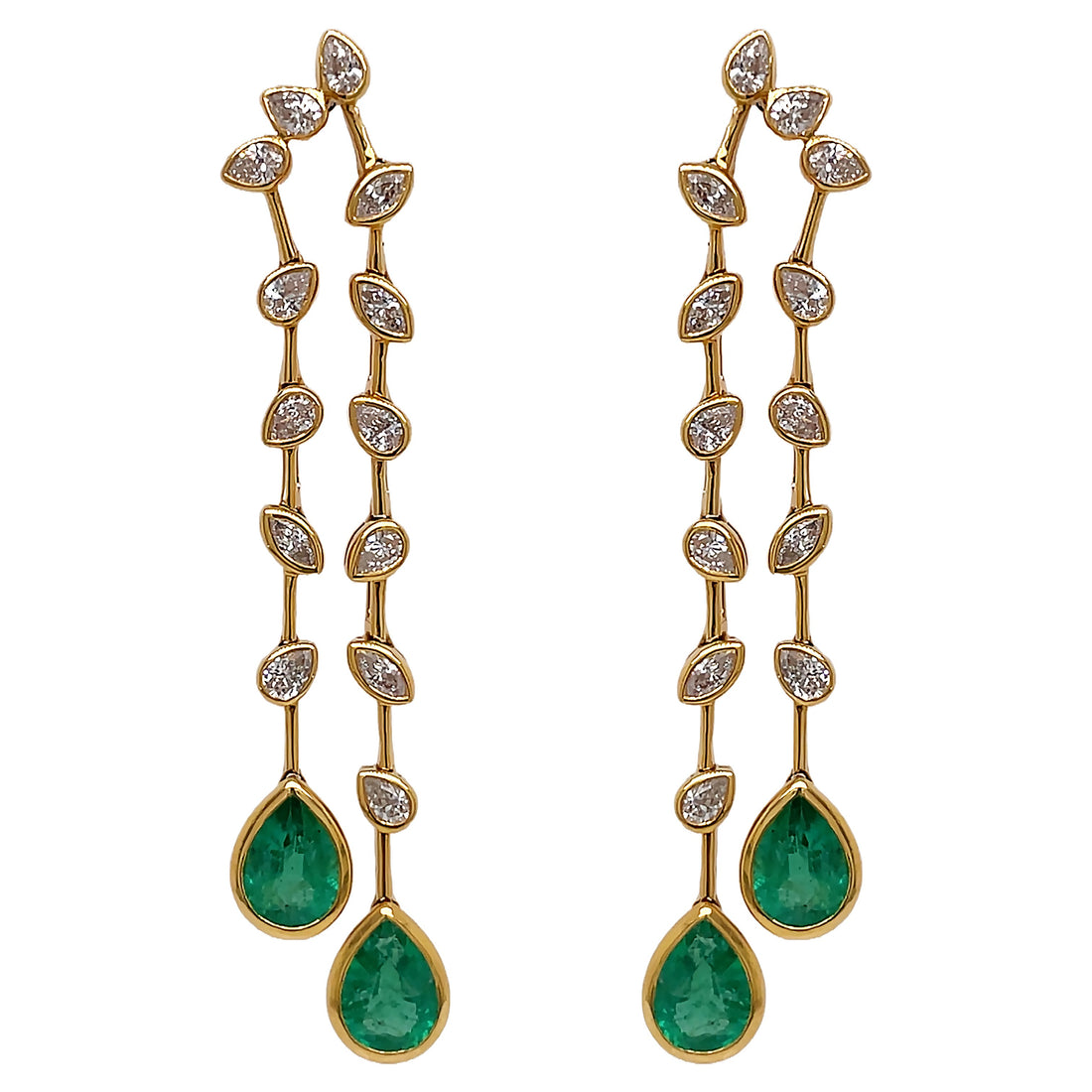 18kt Yellow Gold Diamond and Green Emerald Earrings.