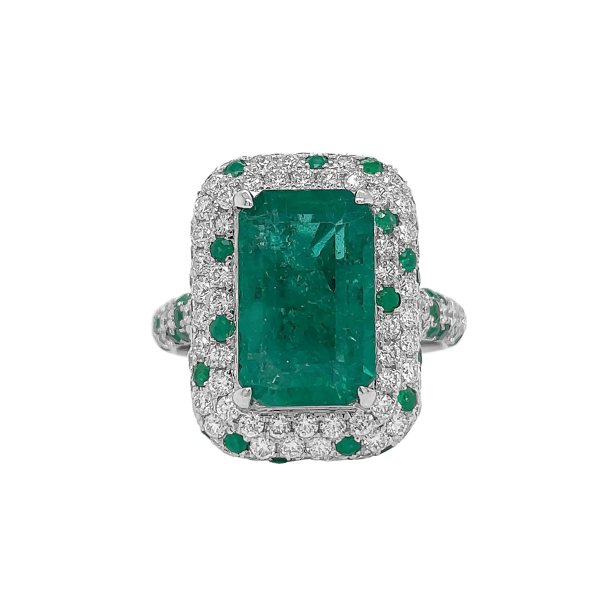 18kt White Gold Diamond and Green Emerald Ring