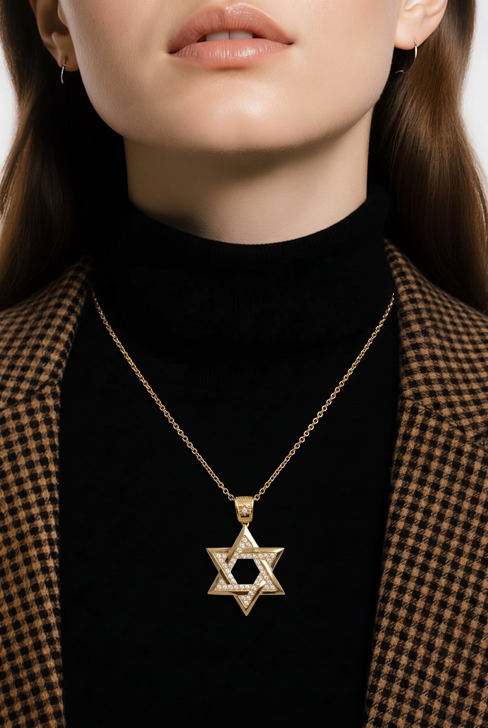 18kt Yellow Gold Diamond Pendant
