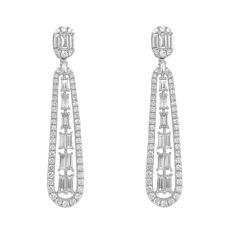 18kt White Gold Diamond Earrings
