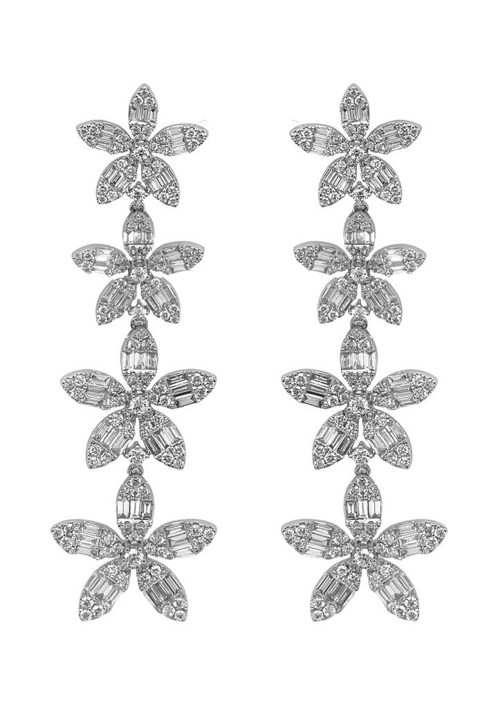 18Kt White Gold Diamond Dangling Earrings