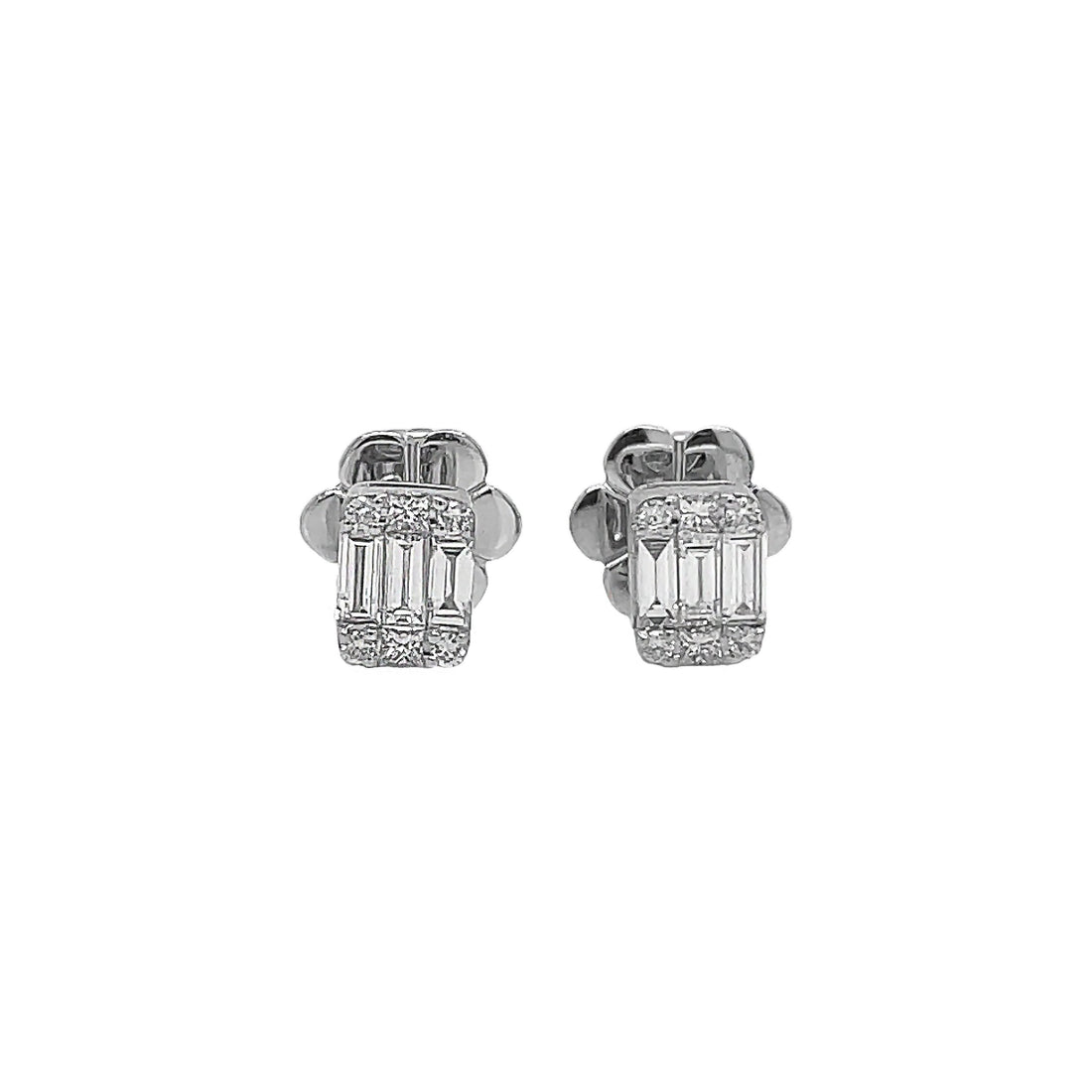 18kt White Gold Diamond Earrings