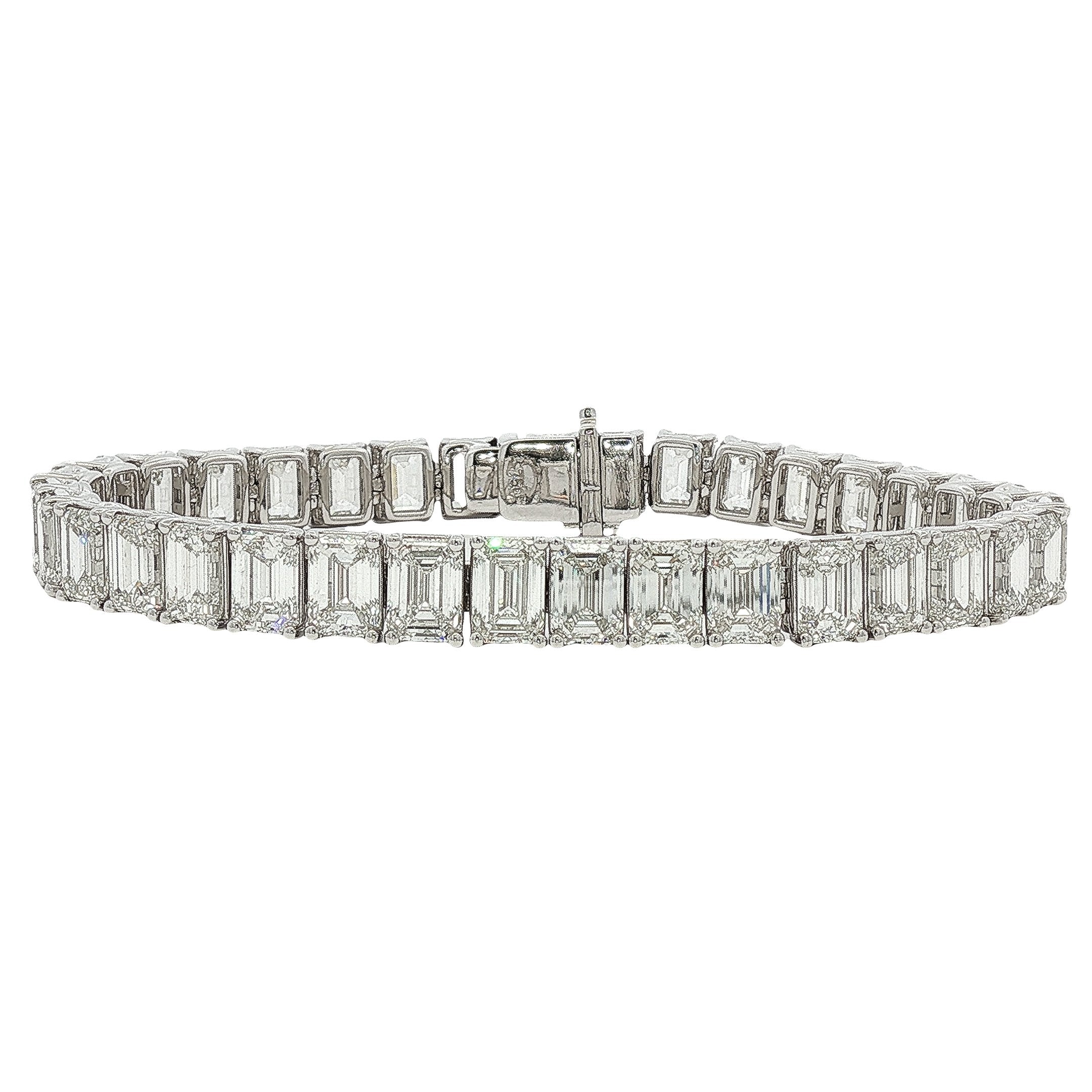 18kt White Gold GIA Certified Diamond Tennis Bracelet