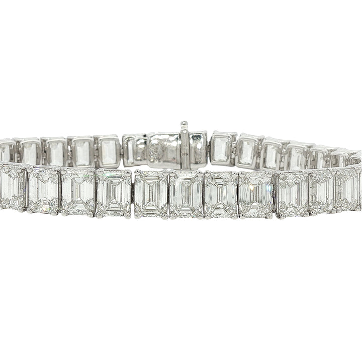 18kt White Gold GIA Certified Diamond Tennis Bracelet
