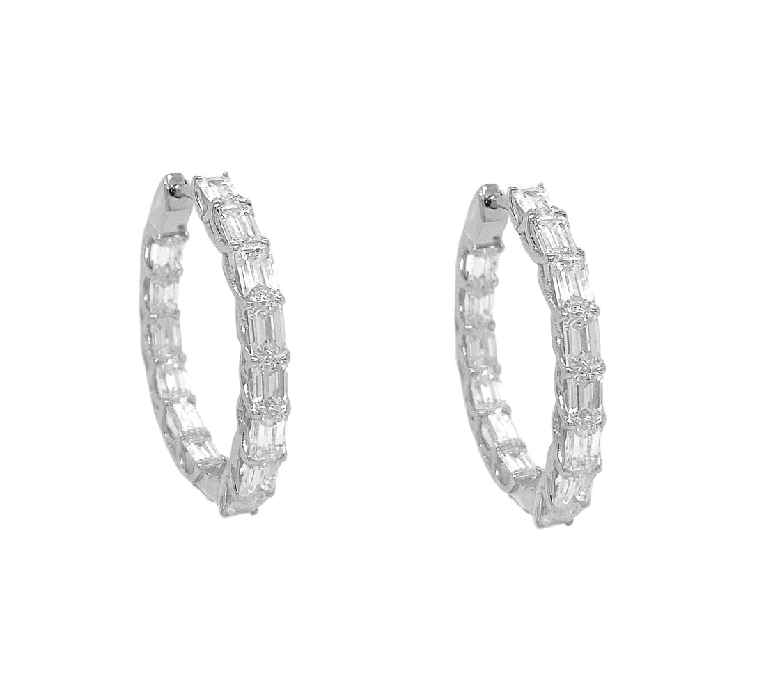 18kt White Gold Diamond Earrings