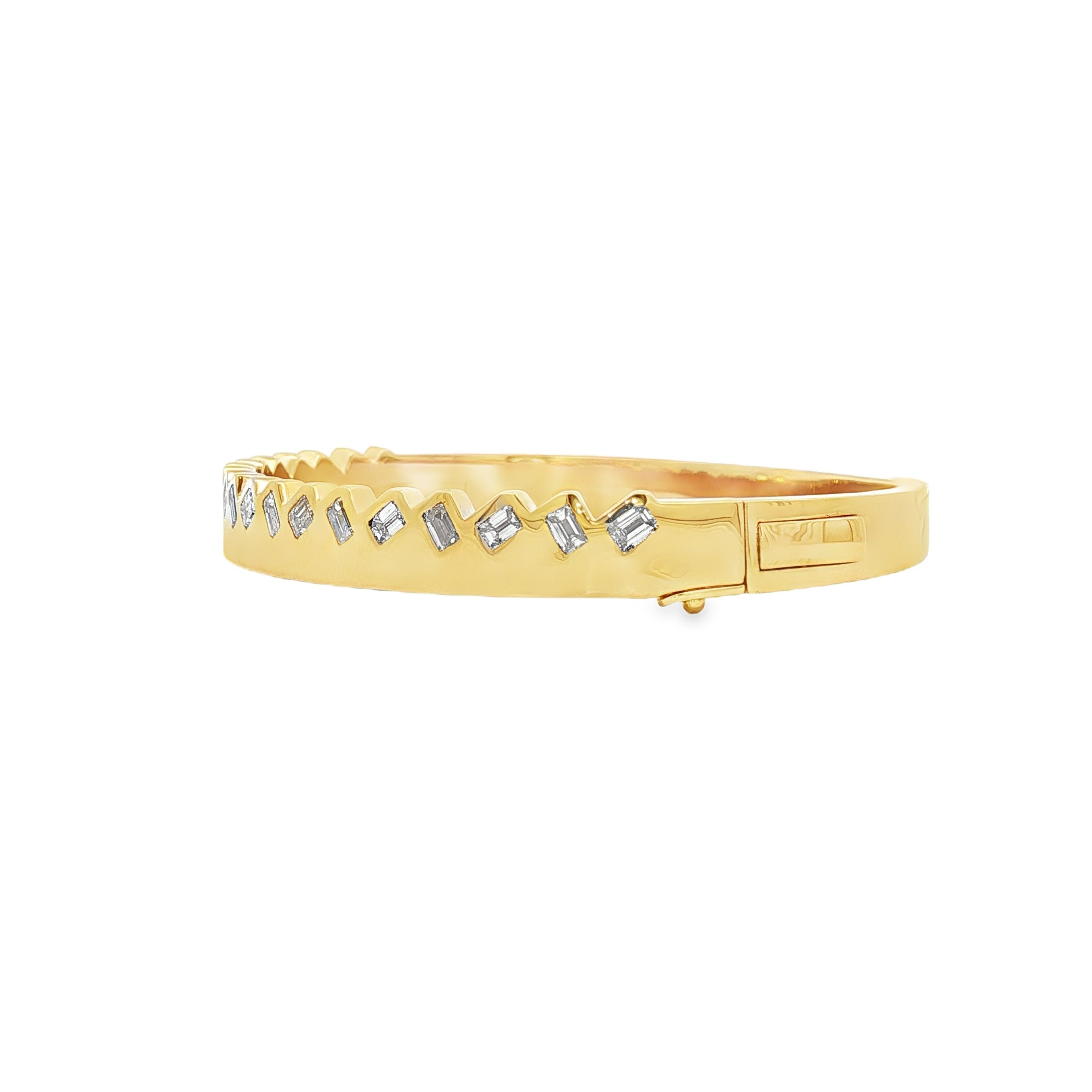 18kt Yellow Gold Diamond Bangle