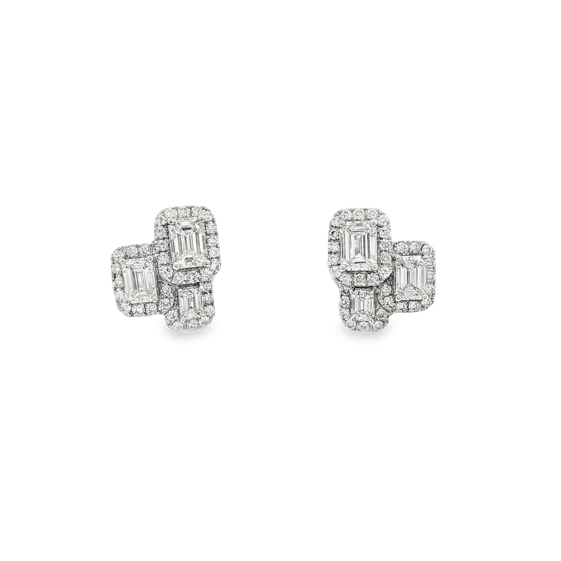 18kt White Gold Diamond Earrings
