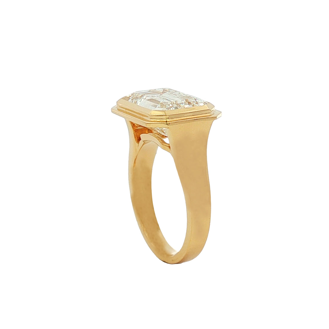 14kt Yellow Gold Lab Diamond Ring