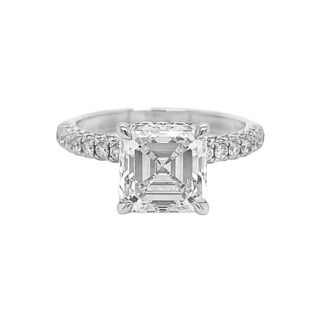 18kt White Gold Diamond Ring