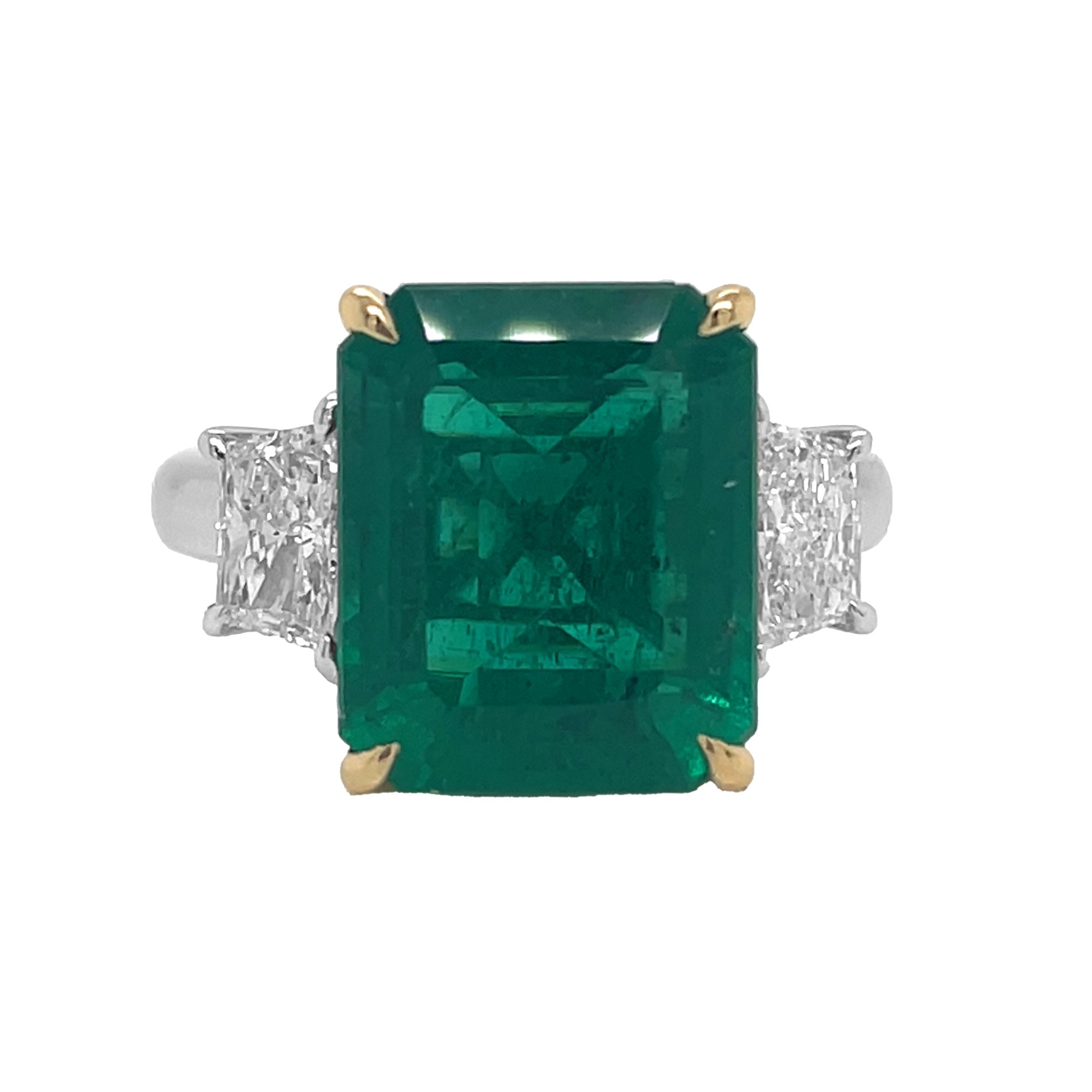 18kt White and Yelloa Gold Diamond and Green Emerald Ring