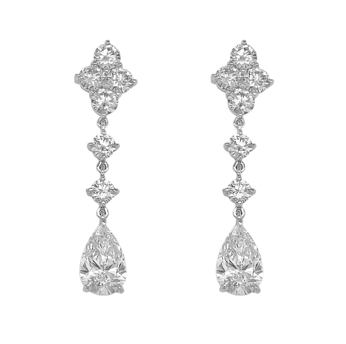 18kt White Gold Diamond Earrings