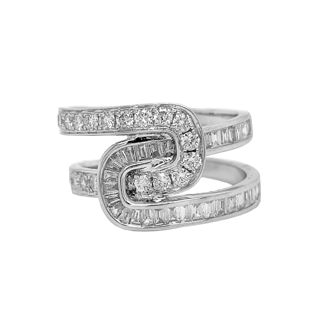 18kt White Gold Diamond Ring