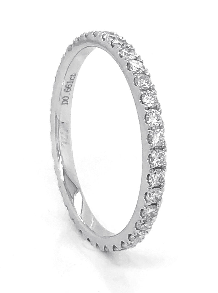 18kt White Gold Diamond Band