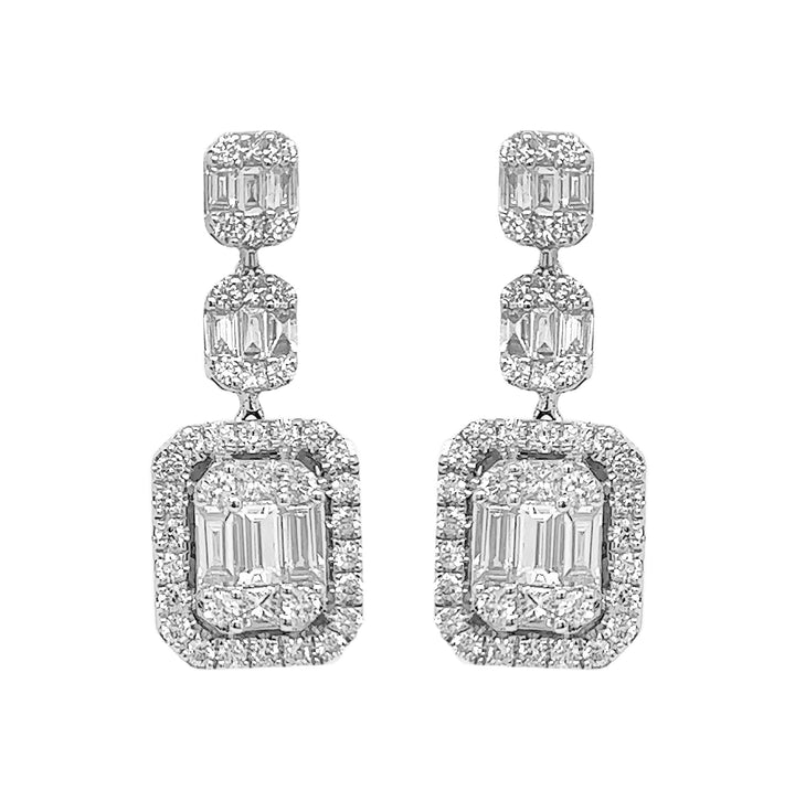 18kt White Gold Diamond Dangling Earrings